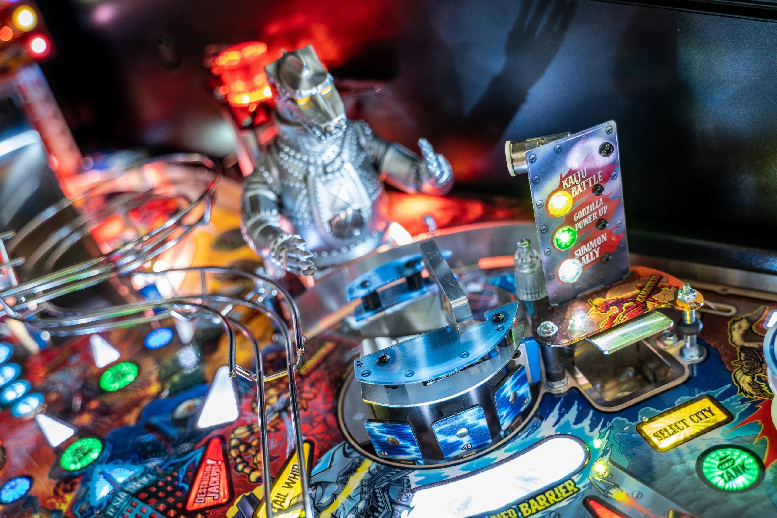 Godzilla Pinball Machine Stern Arcade Game