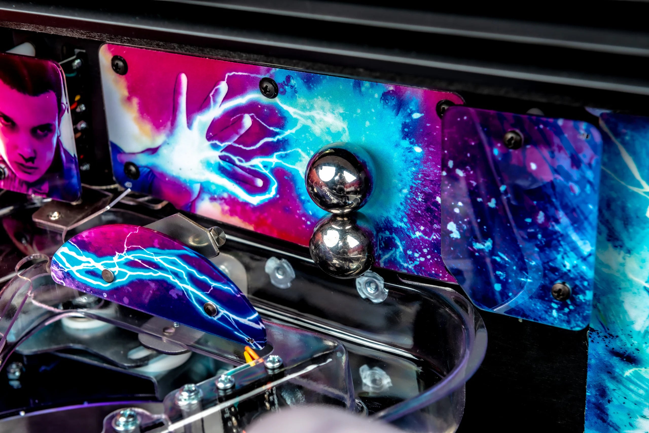 Stranger Things Pinball Machine Stern Pro Premium LE