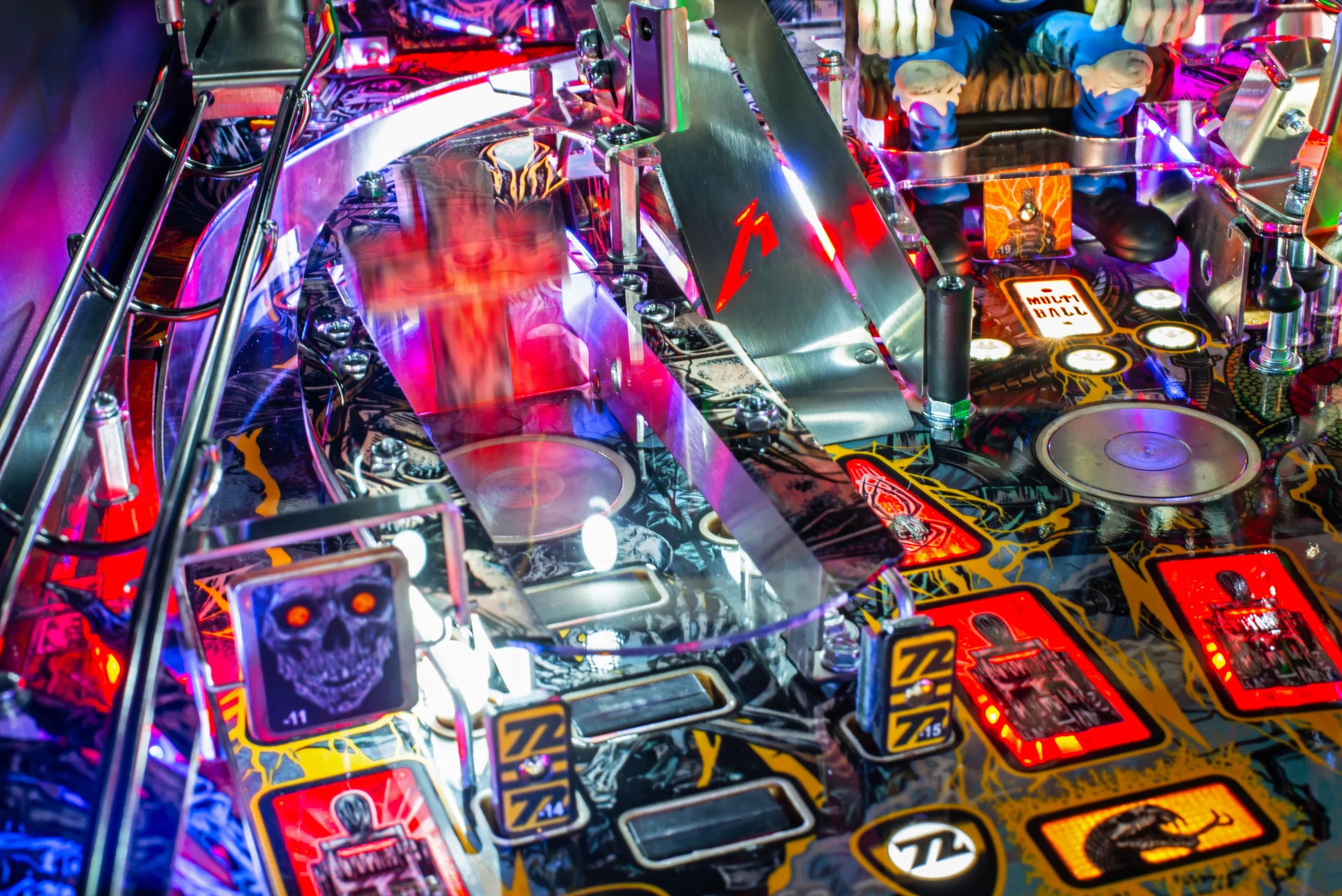 Dungeons & Dragons Tyrant’s Eye Pinball Machine
