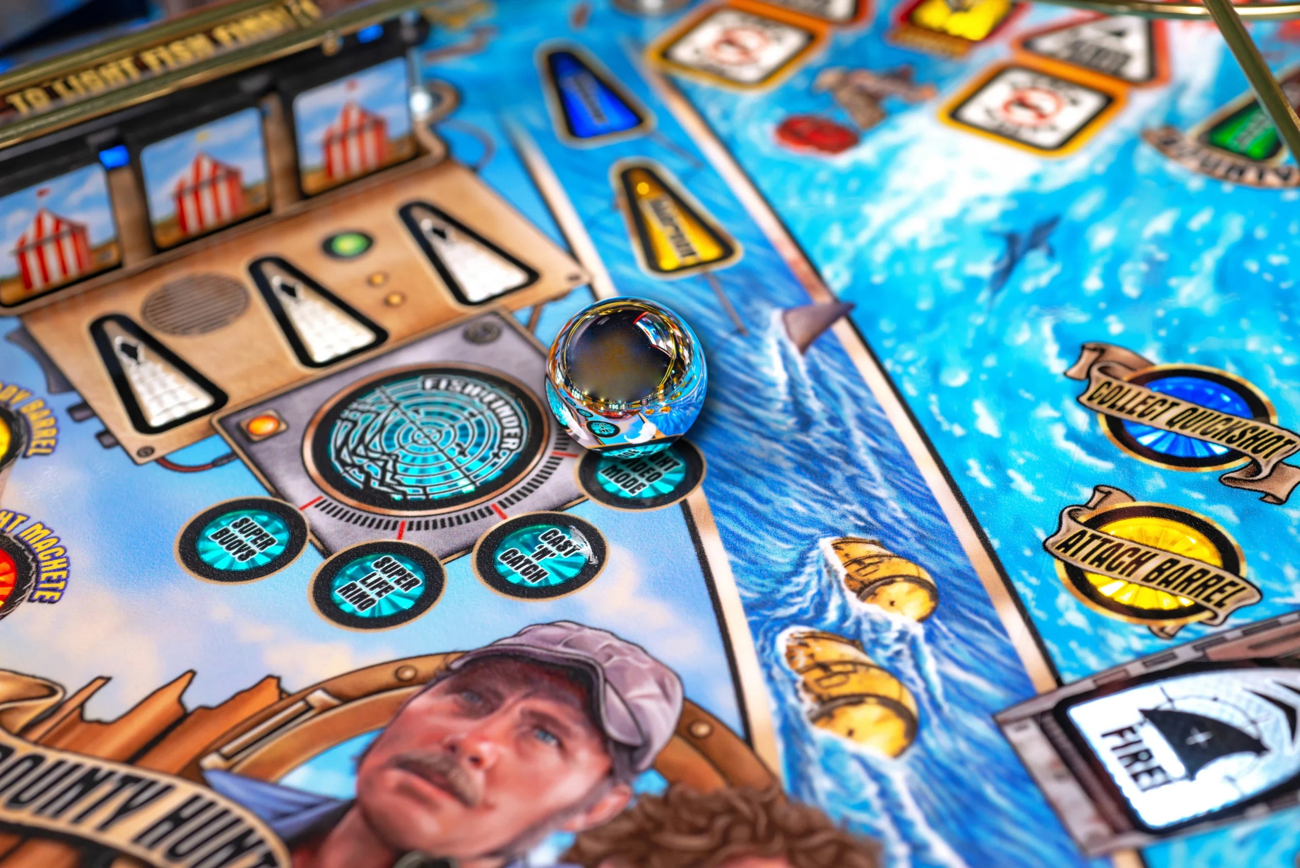 JAWS Pinball Machine Stern Pro Premium LE
