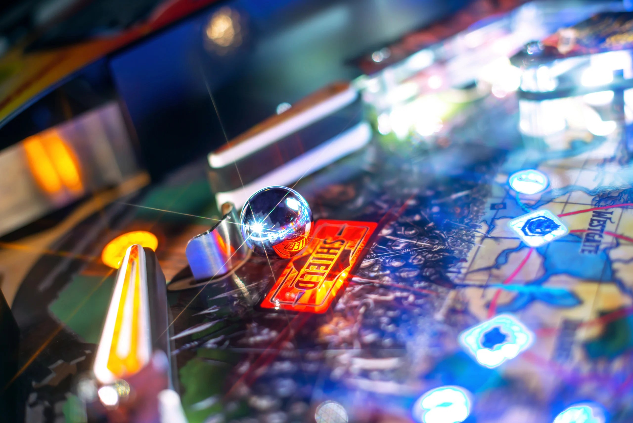 Dungeons & Dragons Tyrant’s Eye Pinball Machine