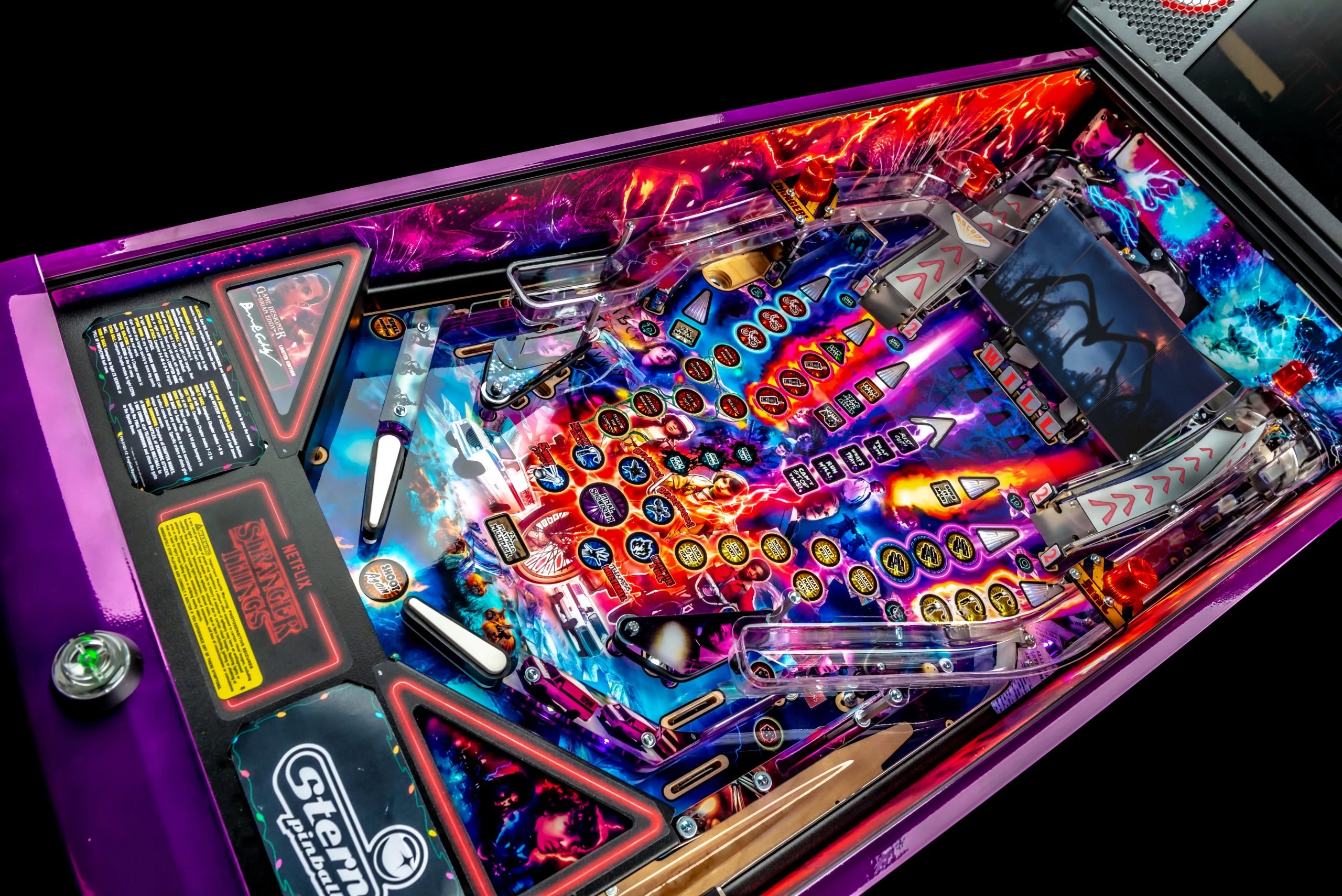 Stranger Things Pinball Machine Stern Pro Premium LE