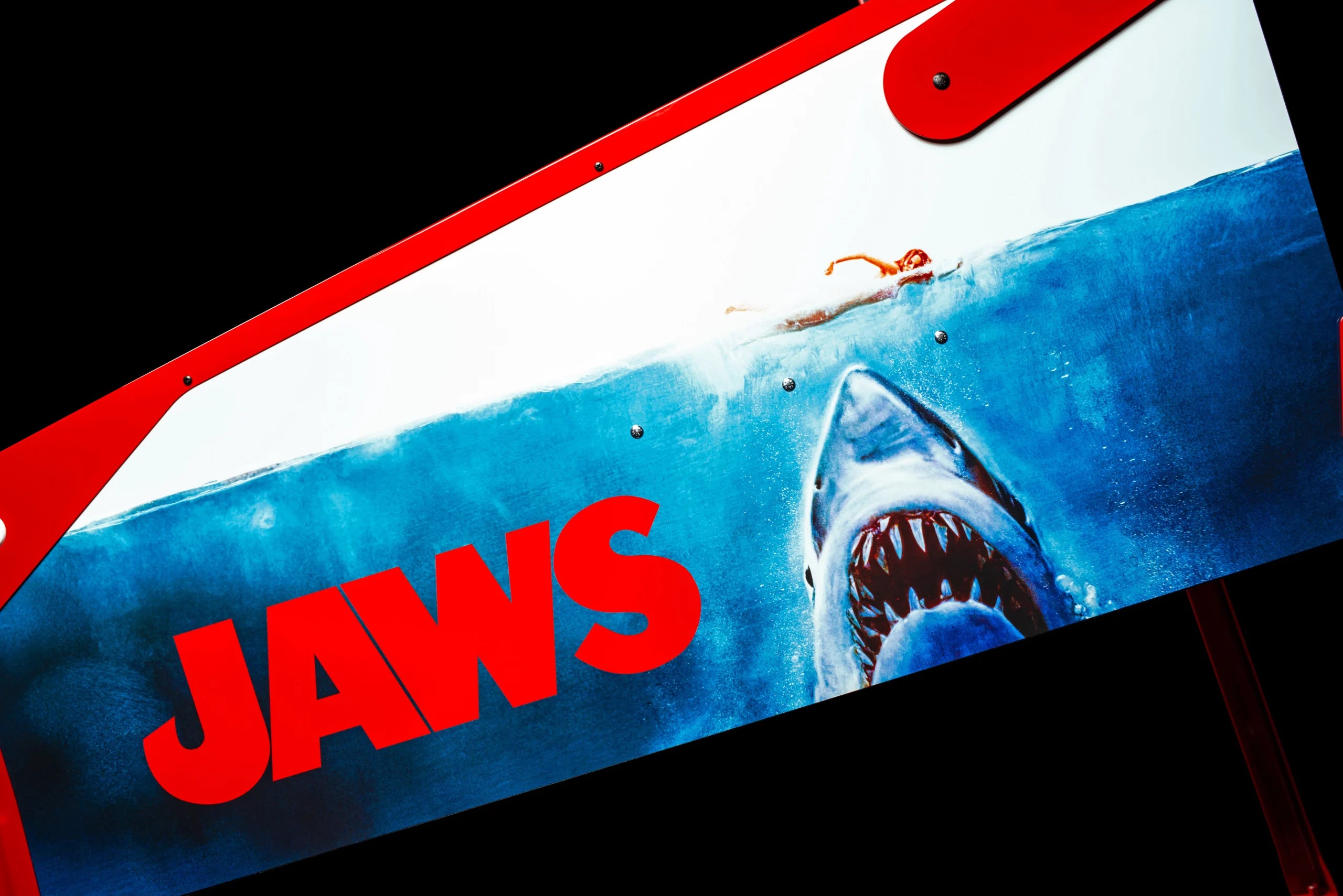 JAWS Pinball Machine Stern Pro Premium LE